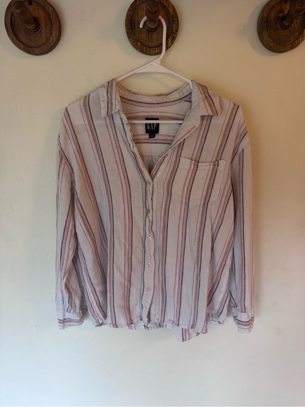 GAP linen blend Striped Button-Down Shirt size medium